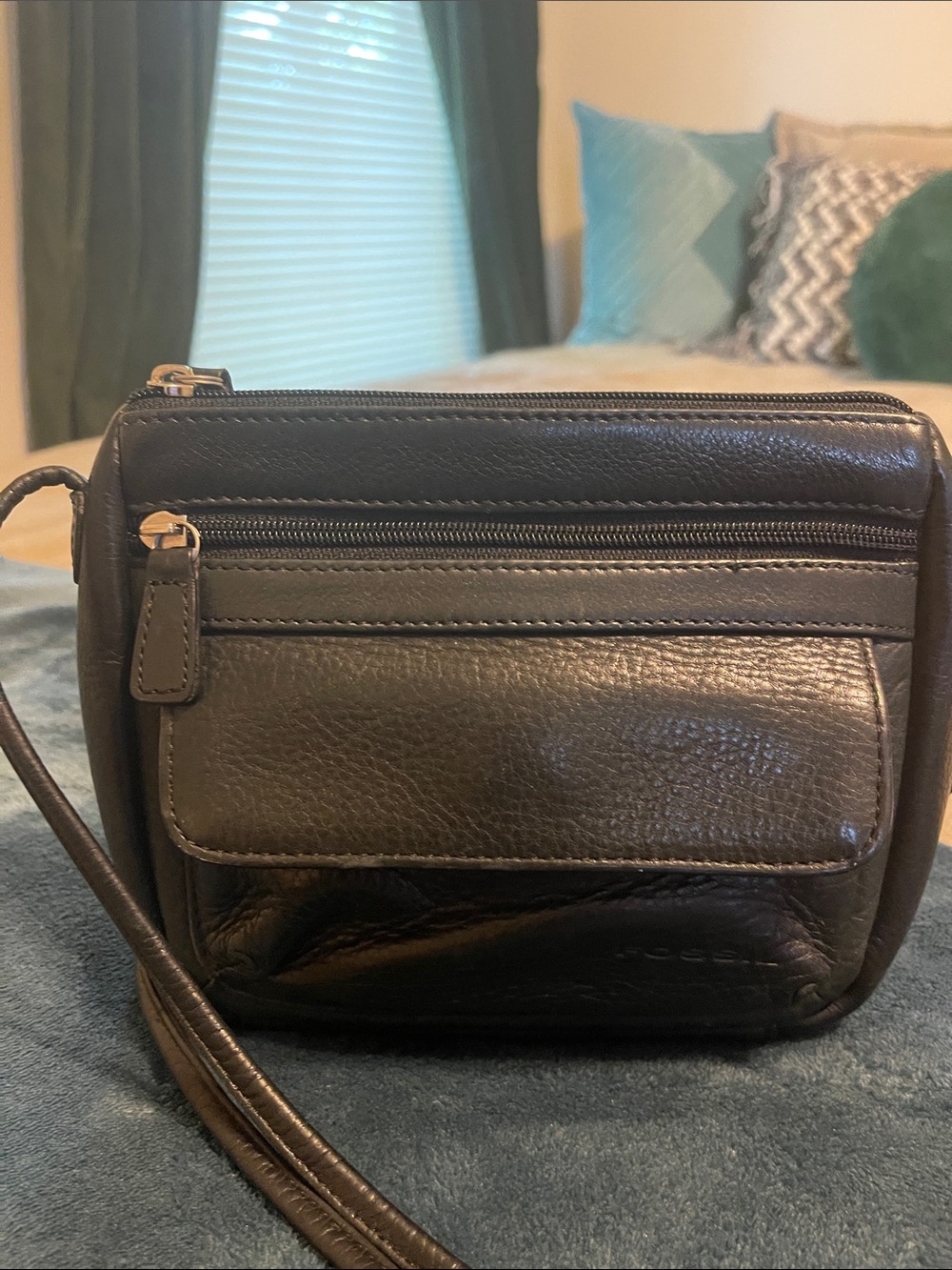 Fossil Black Leather Crossbody Bag - Picture 2 of 16